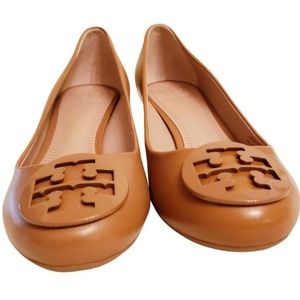 Tory Burch Royal Tan Powder Coated 45MM Heel (NWT)